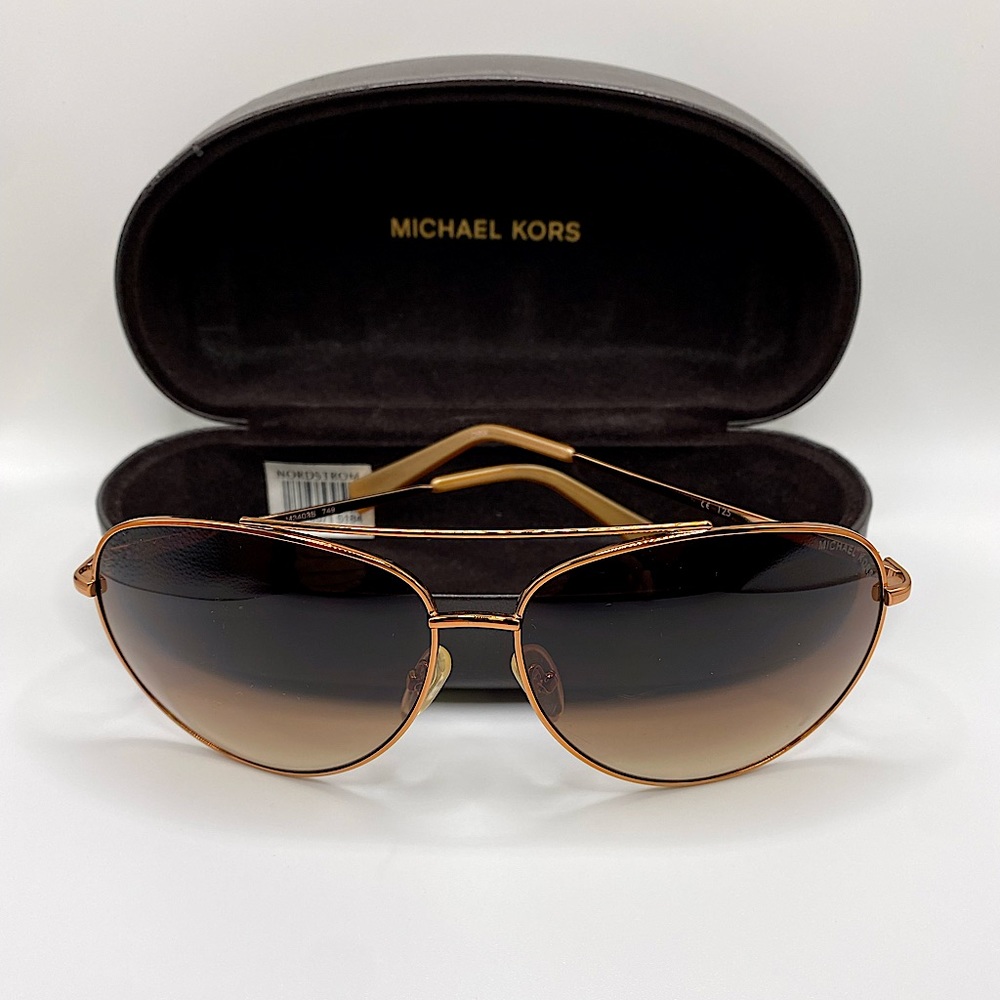 SOLD! 🤎MICHAEL KORS Aviators!